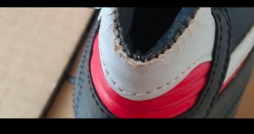 【希少】鹿島アントラーズ時代　柳沢敦選手 使用済みスパイク サイン入り