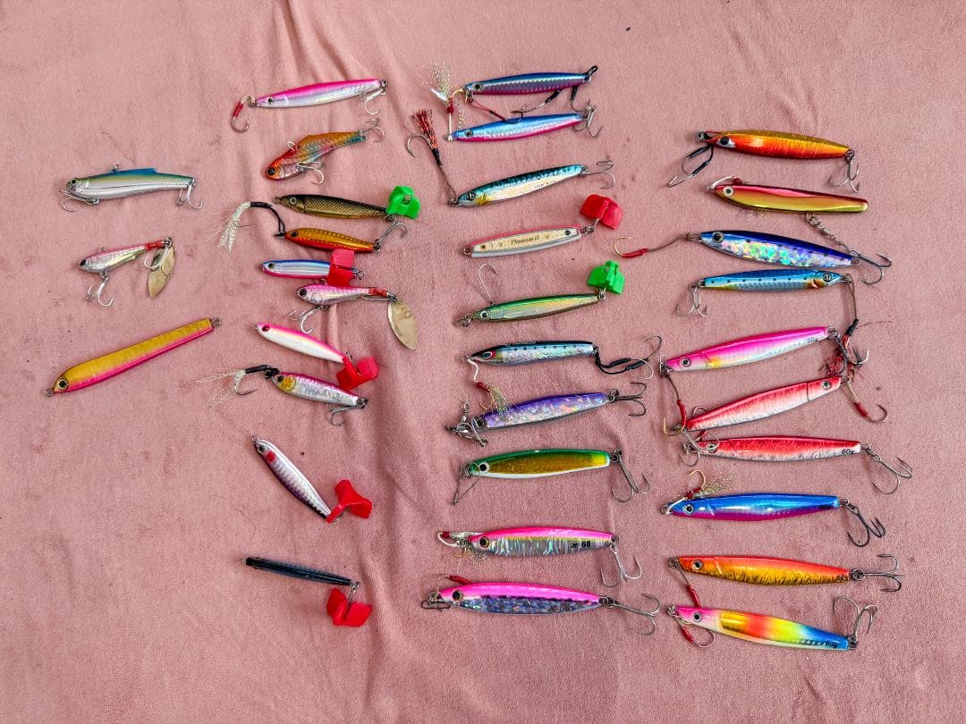 メタルジグ ルアーセット 多色　３３個