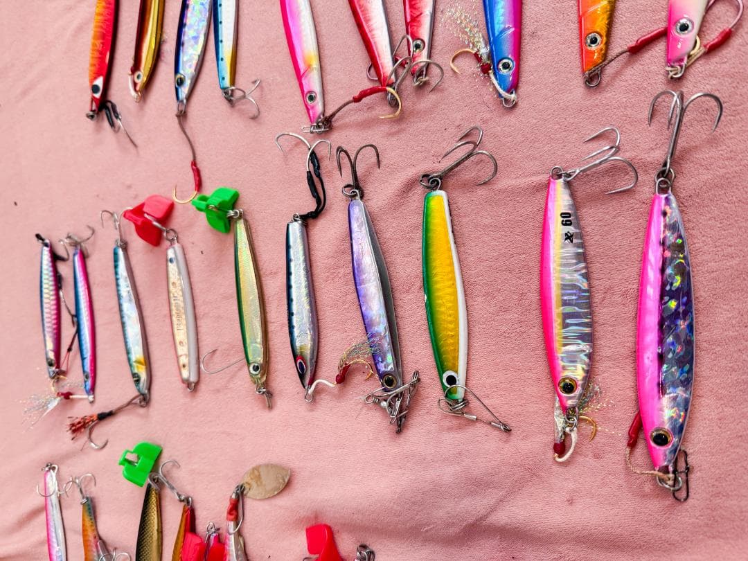 メタルジグ ルアーセット 多色　３３個