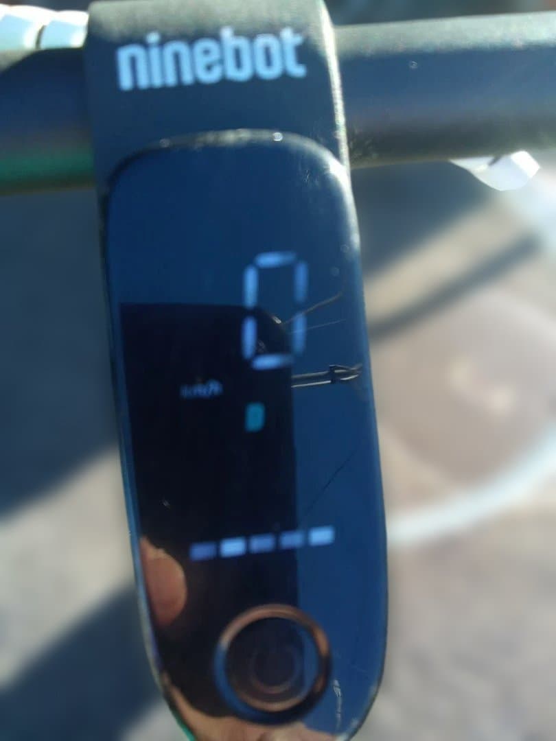 【充電器付】Segway-Ninebot F20A 電動キックボード セグウェイ