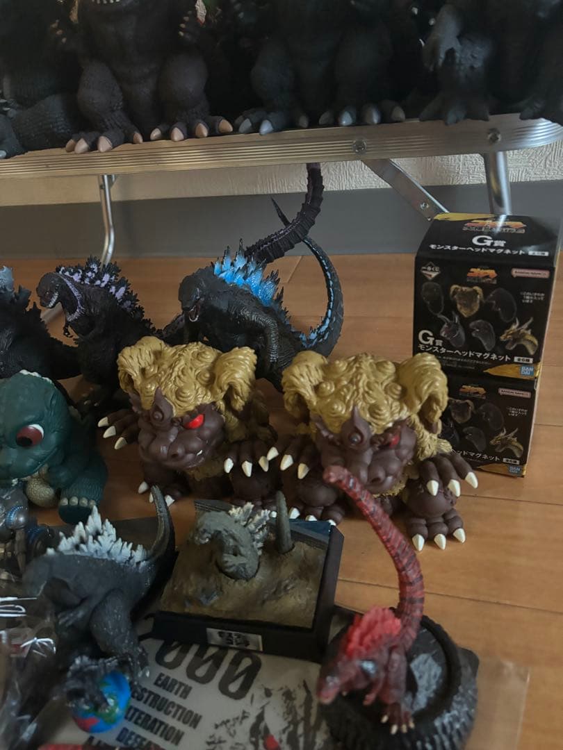 ゴジラ　ガメラ　大量　引退品　鎮座獣　東宝獣