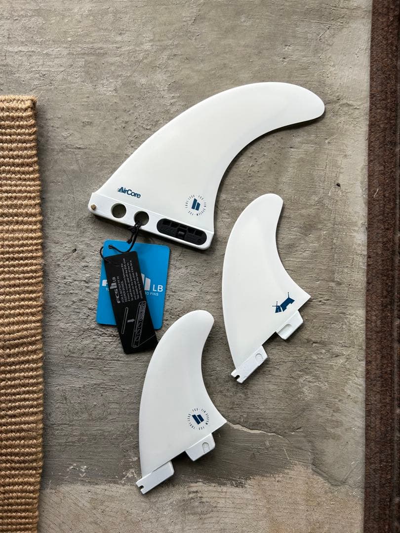 FCSⅡ SKIN DOG センターBOX サイドフィン3枚セット