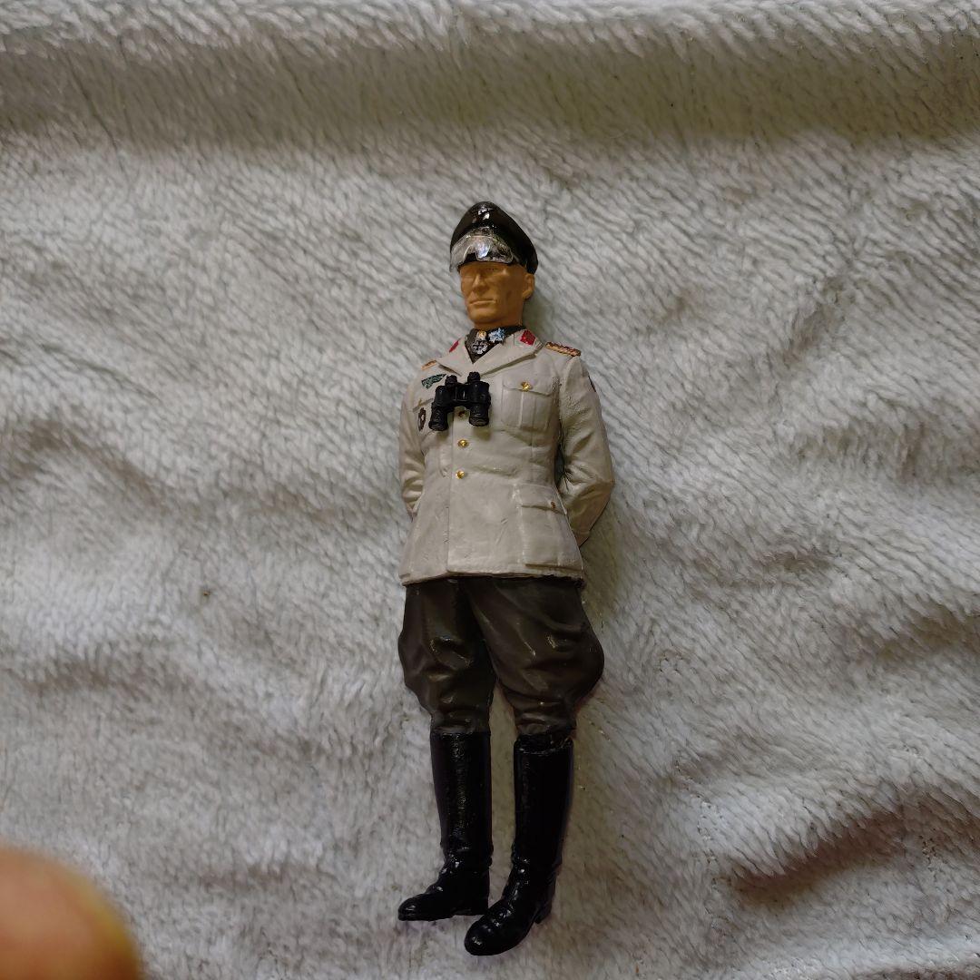 厳寒特価セール！ Wⅱ世界の名将 独軍機甲師団の雄 ロンメル1/16儀仗スタイル