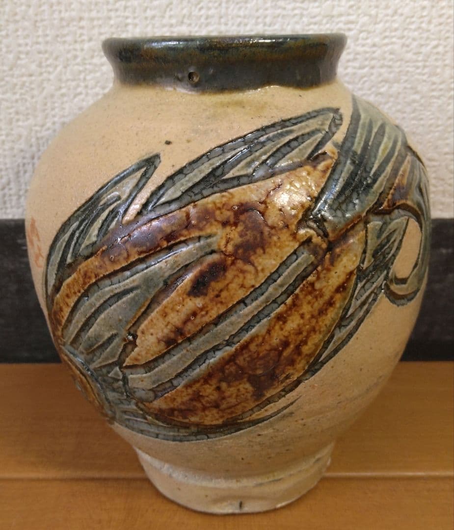 人間国宝 金城次郎 魚文丸壷 栞 共箱 無傷 壷屋焼 やちむん