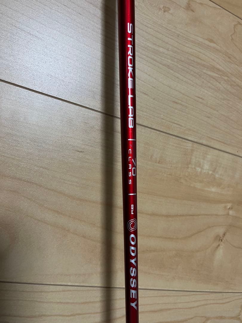 ODYSSEY TRI-BEAM パター レッド