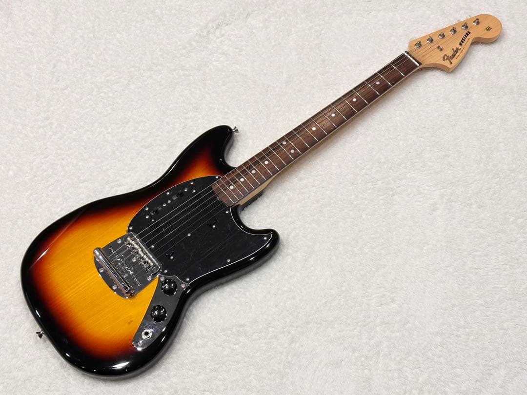 Fender FSR Traditional 70s Mustang 限定モデル