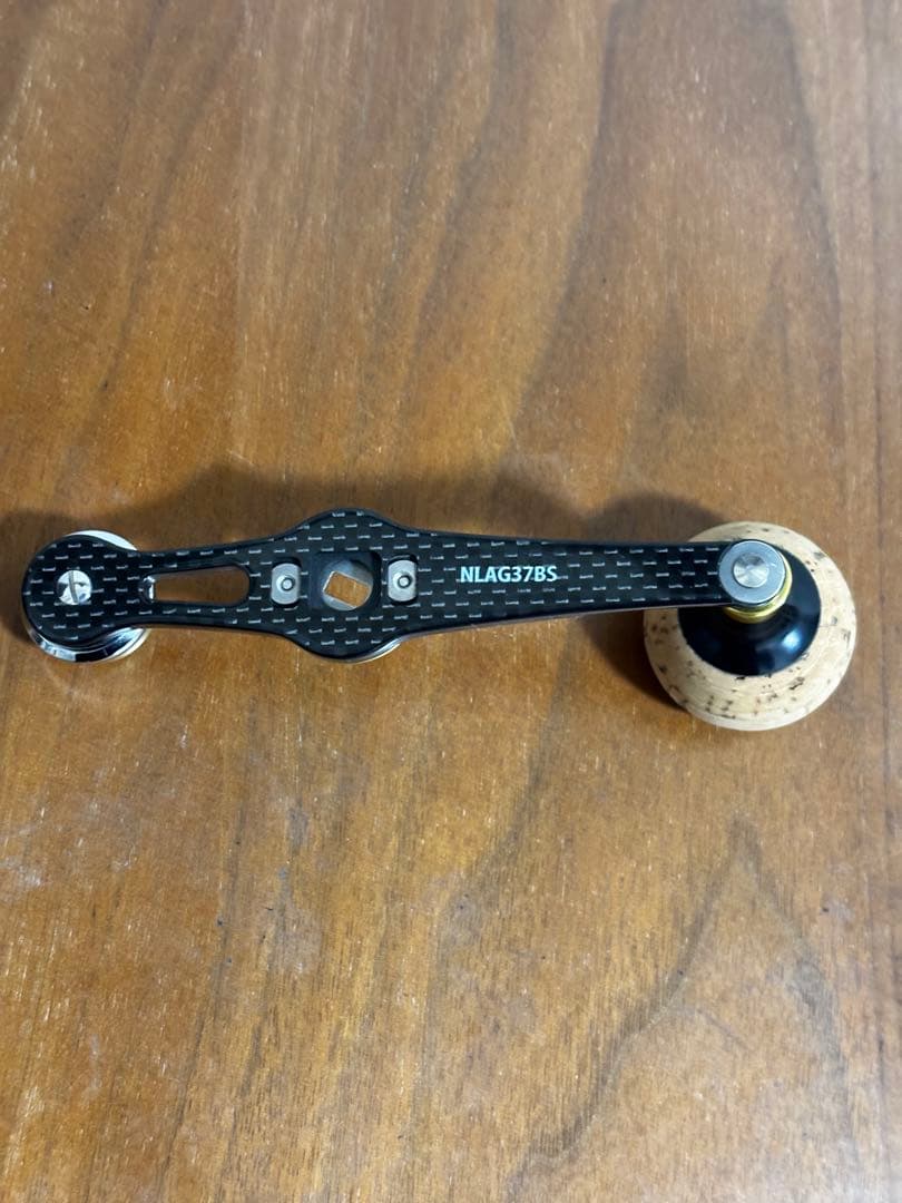 オーシャンマークカーボンコルクハンドル