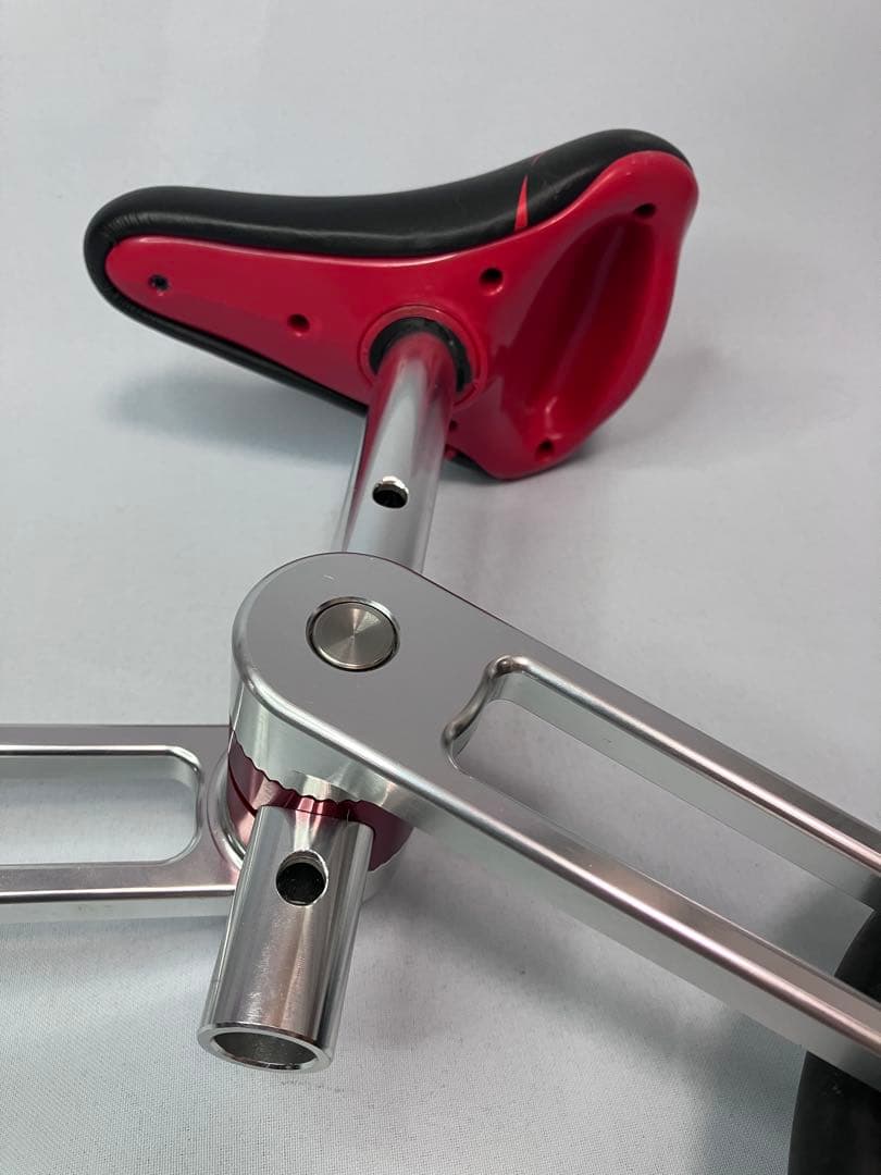 ≪美品≫XZONE キックバイク 2歳-5歳のペダルなし自転車 X-MINI 赤