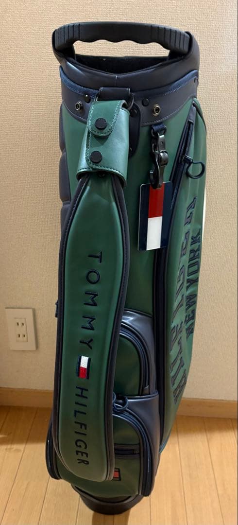   トミーヒルフィガー　キャディバッグ