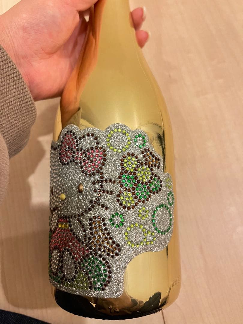 キティちゃんレアシャンパン鑑賞用