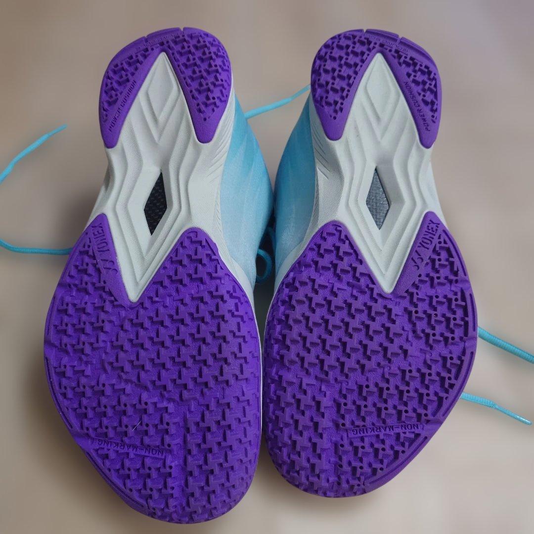 YONEX バドミントンシューズ 　エアラス