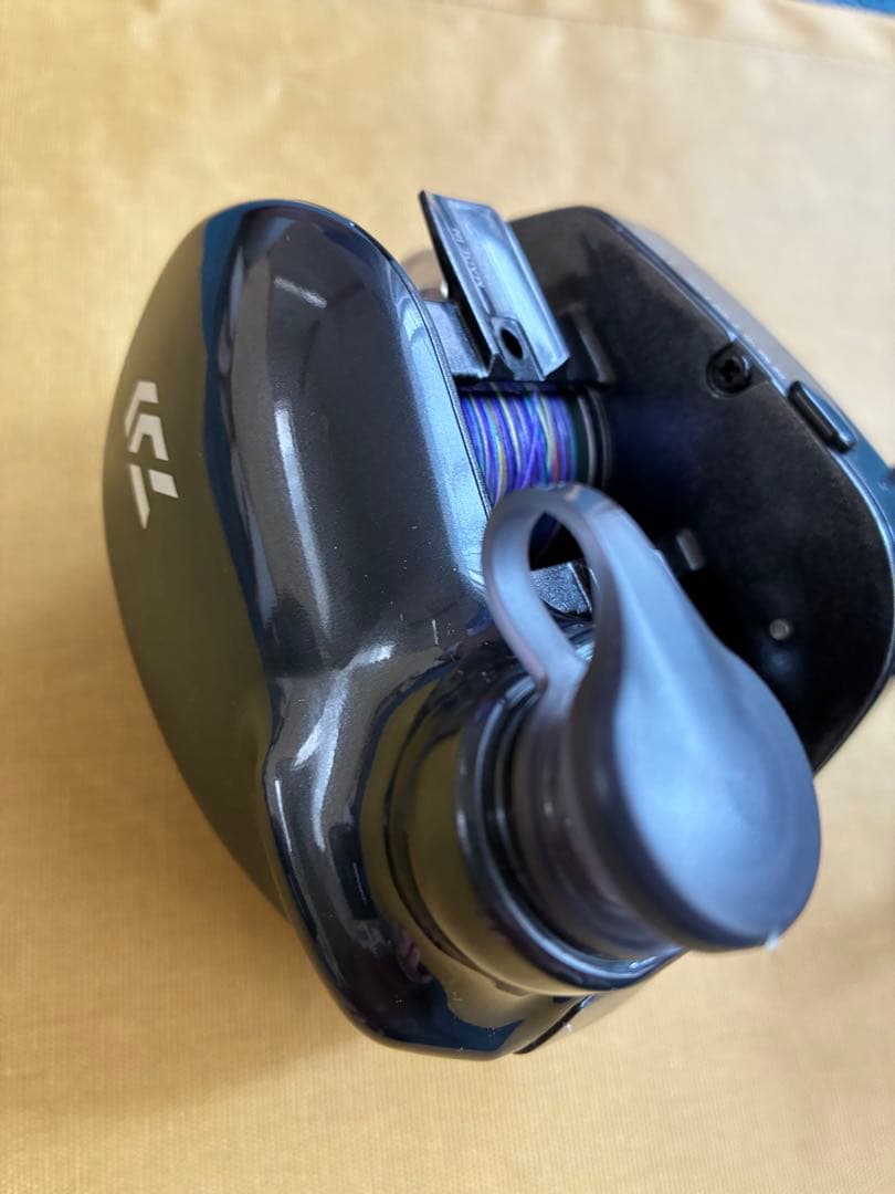 ダイワ SEABORG 200J 電動リール