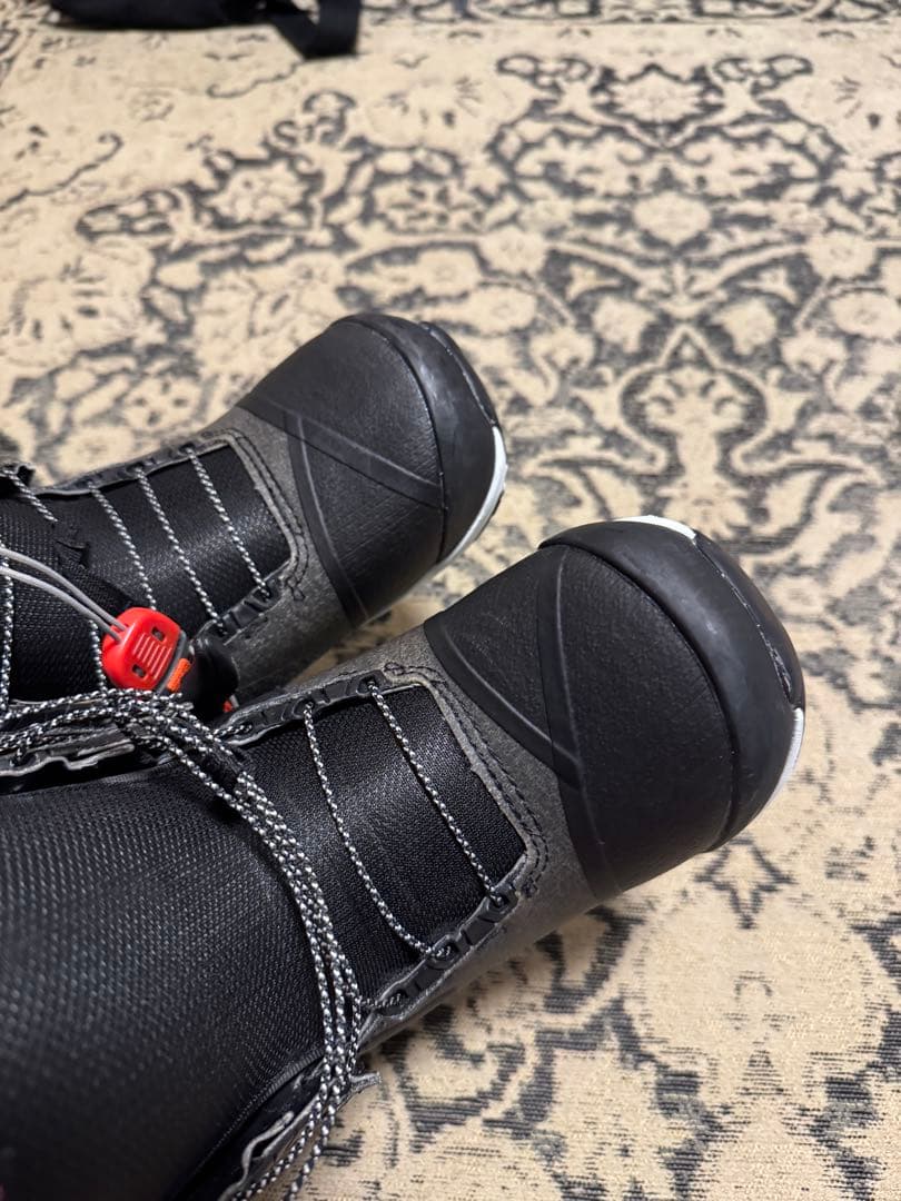 Burton ブーツ　Supreme 22cm