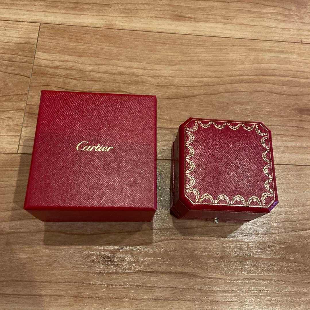 Cartier レッドレザー 八角形ボックス