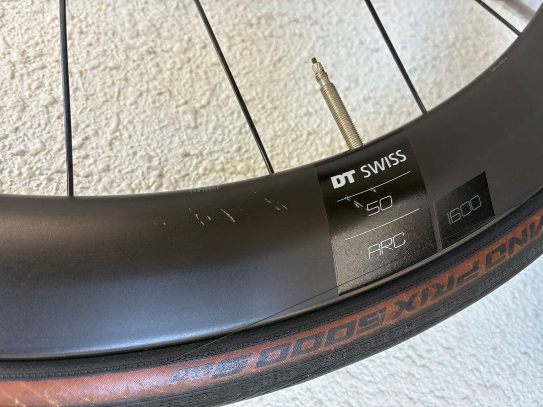 DT SWISS 1600 カーボンホイール　前後セット