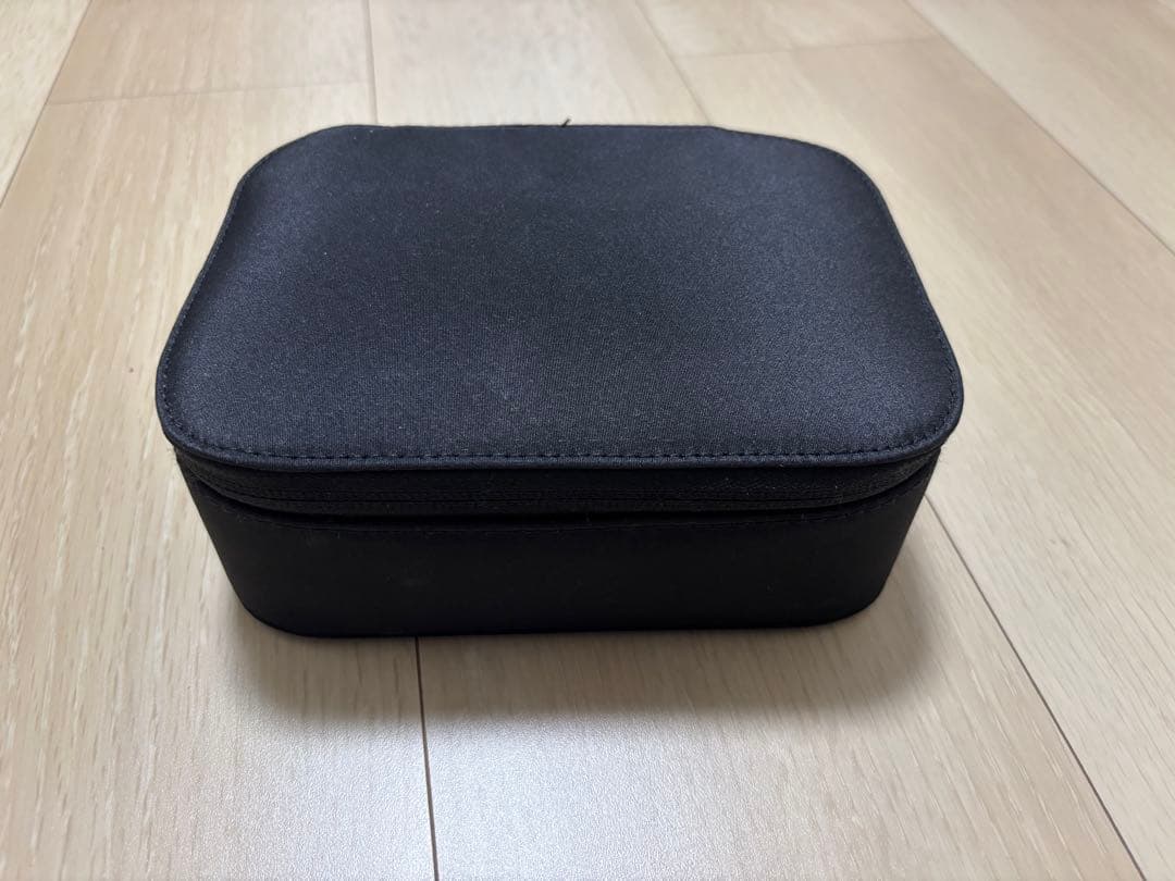 Aesop 旅行用化粧品セット