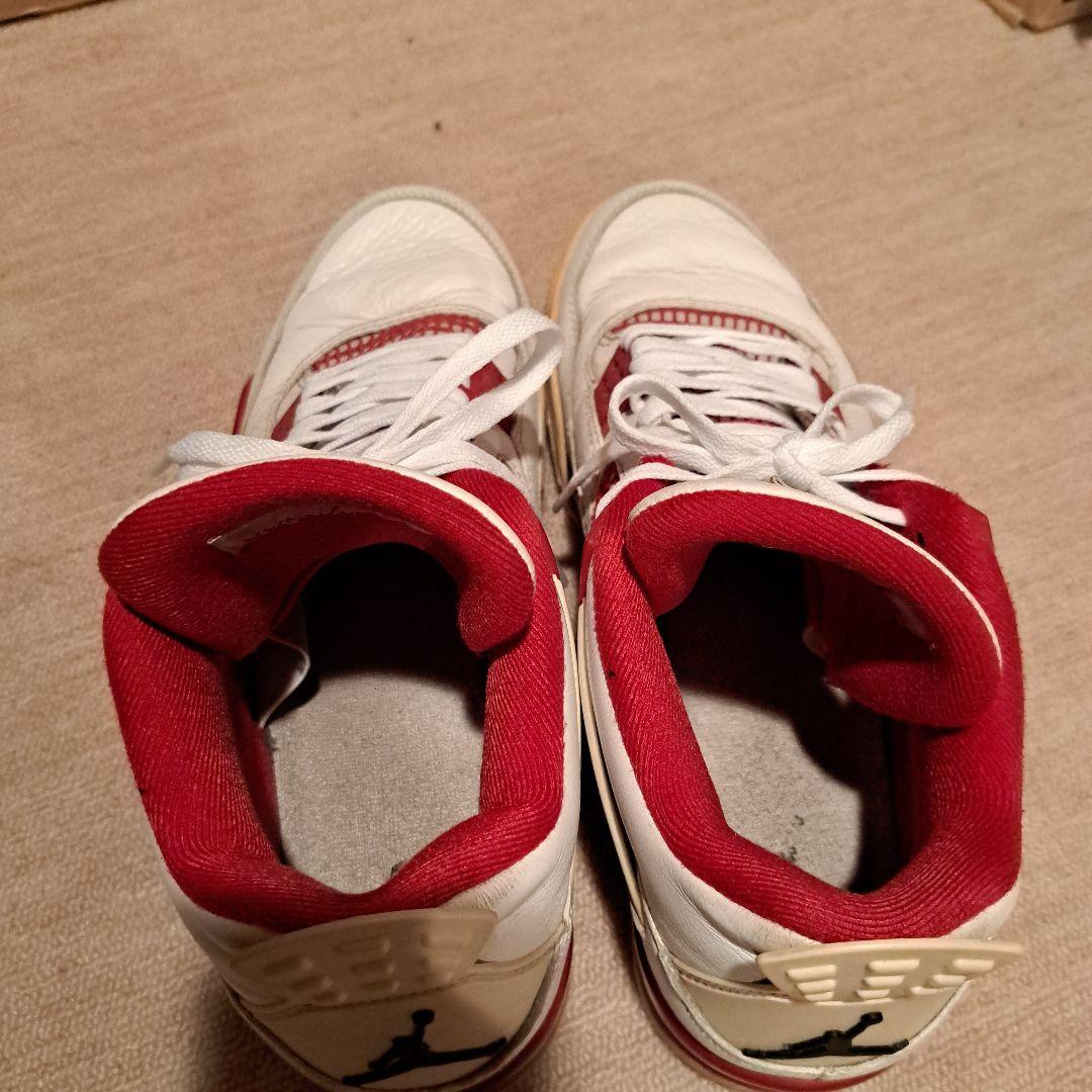 Nike Air Jordan 4 レトロ