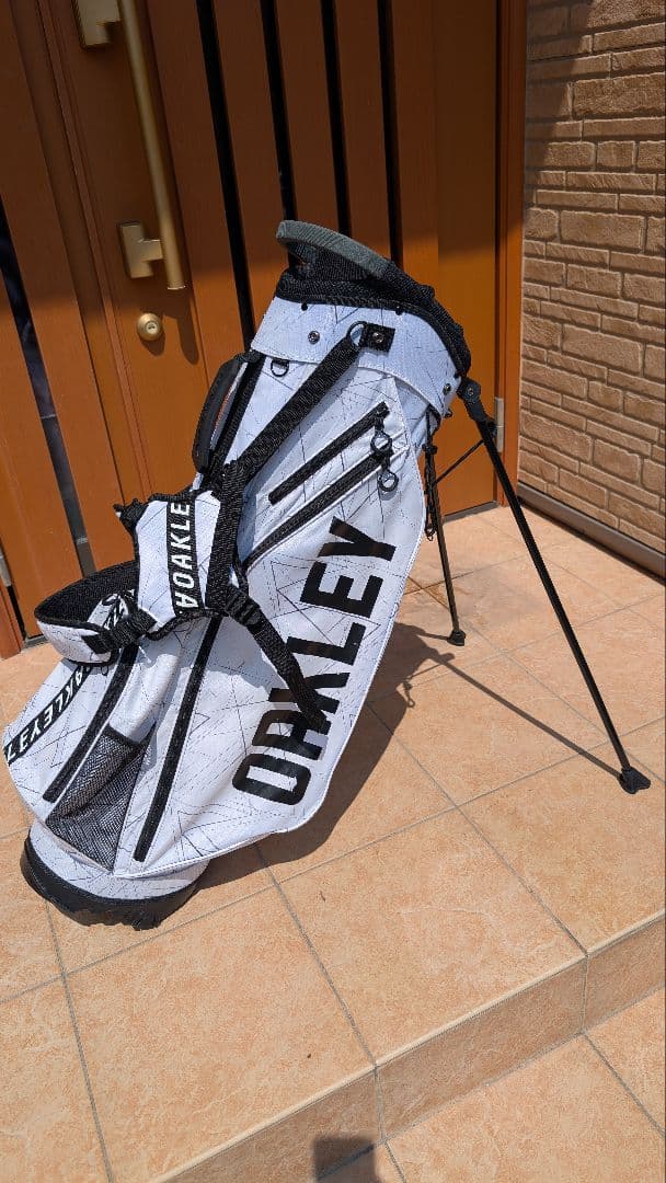 オークリー　キャディバッグ