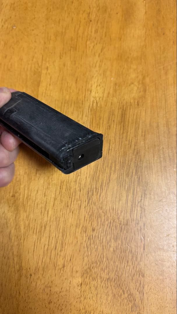 東京マルイ　グロックGLOCK 19 ガスガン 3rd gneマガジン6本付き