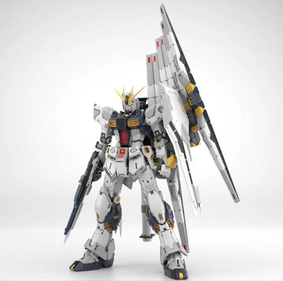 新品未開封 PG UNLEASHED 1/60 νガンダム　本体 BANDAI