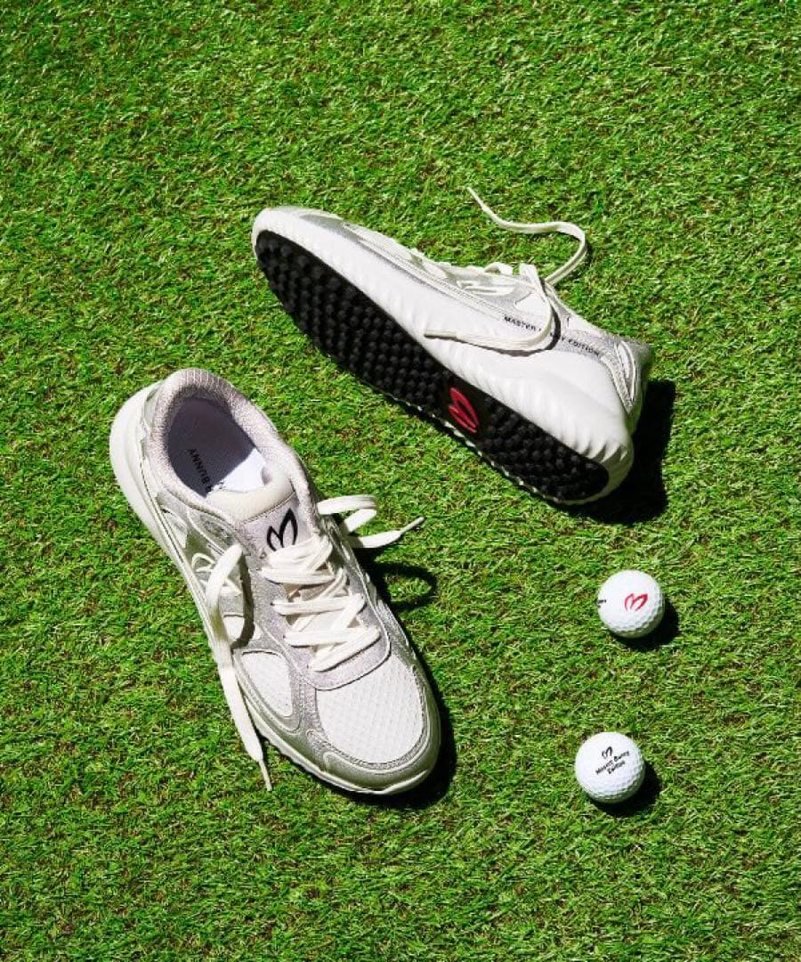 新品 パーリーゲイツ マスターバニー メッシュライクシューズ 26.0cm 銀