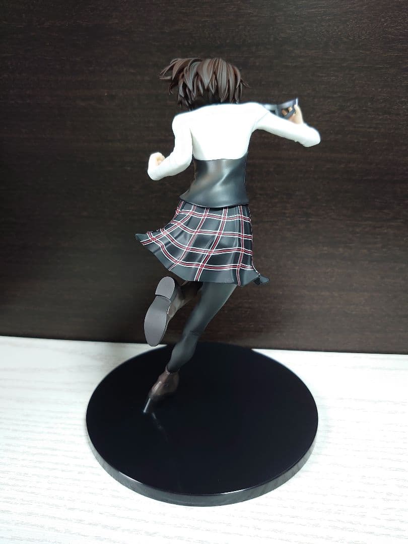 ペルソナ５ ザ・ロイヤル 新島真 制服Ver. ホビージャパン フィギュア