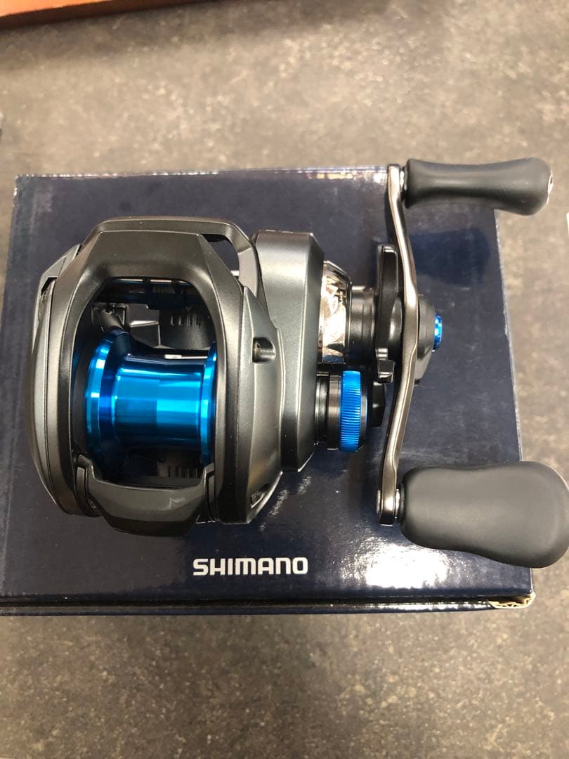 リール 20 SLX DC 70HG