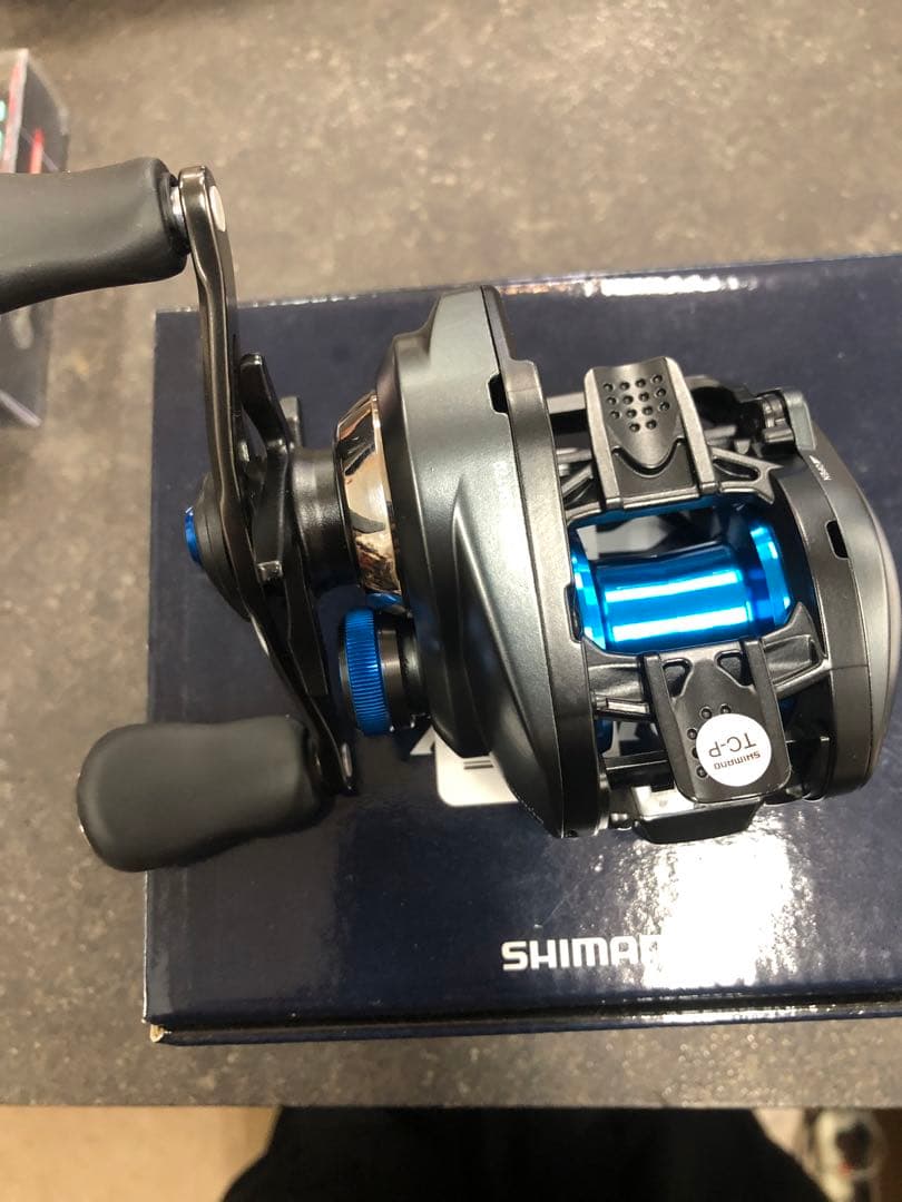 リール 20 SLX DC 70HG