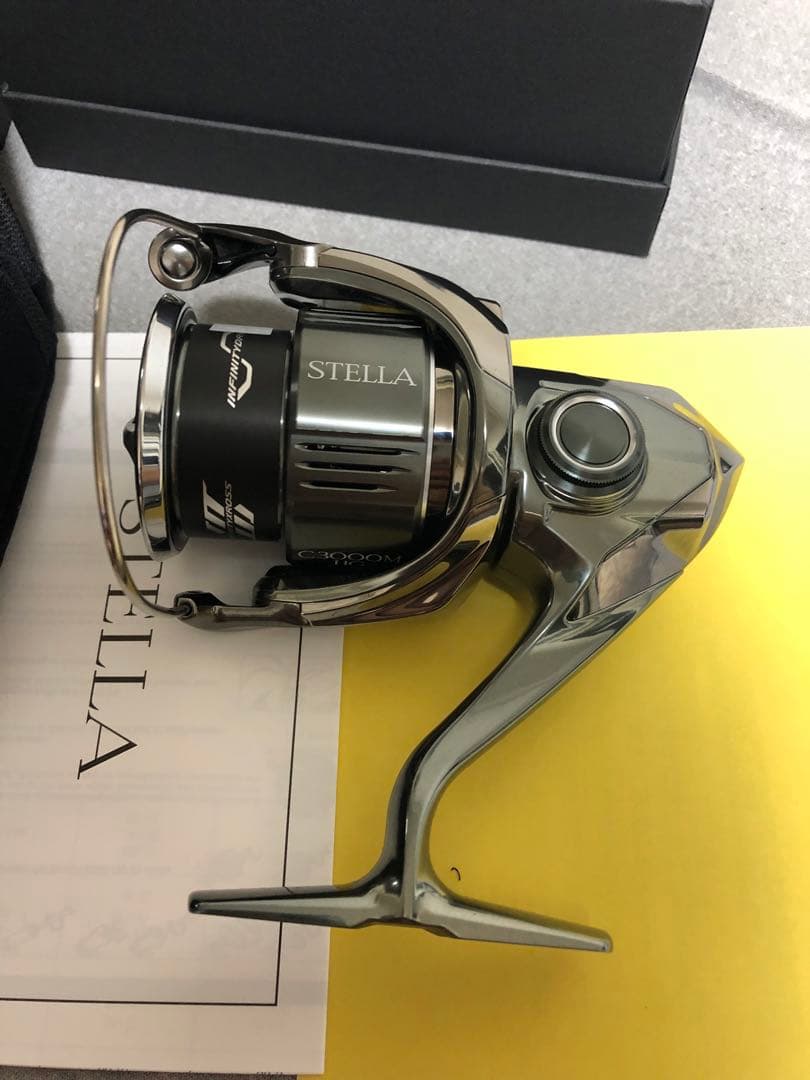 ステラ C3000MHG スピニングリール
