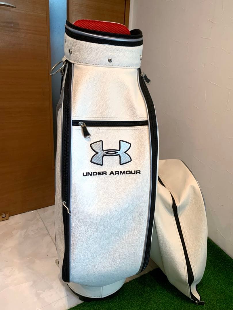 希少　良品　完売　アンダーアーマー　キャディバッグ　本格アスリート　おしゃれ