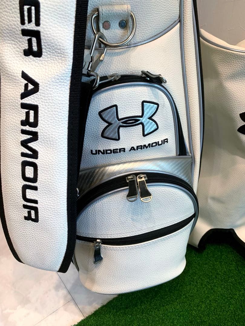 希少　良品　完売　アンダーアーマー　キャディバッグ　本格アスリート　おしゃれ