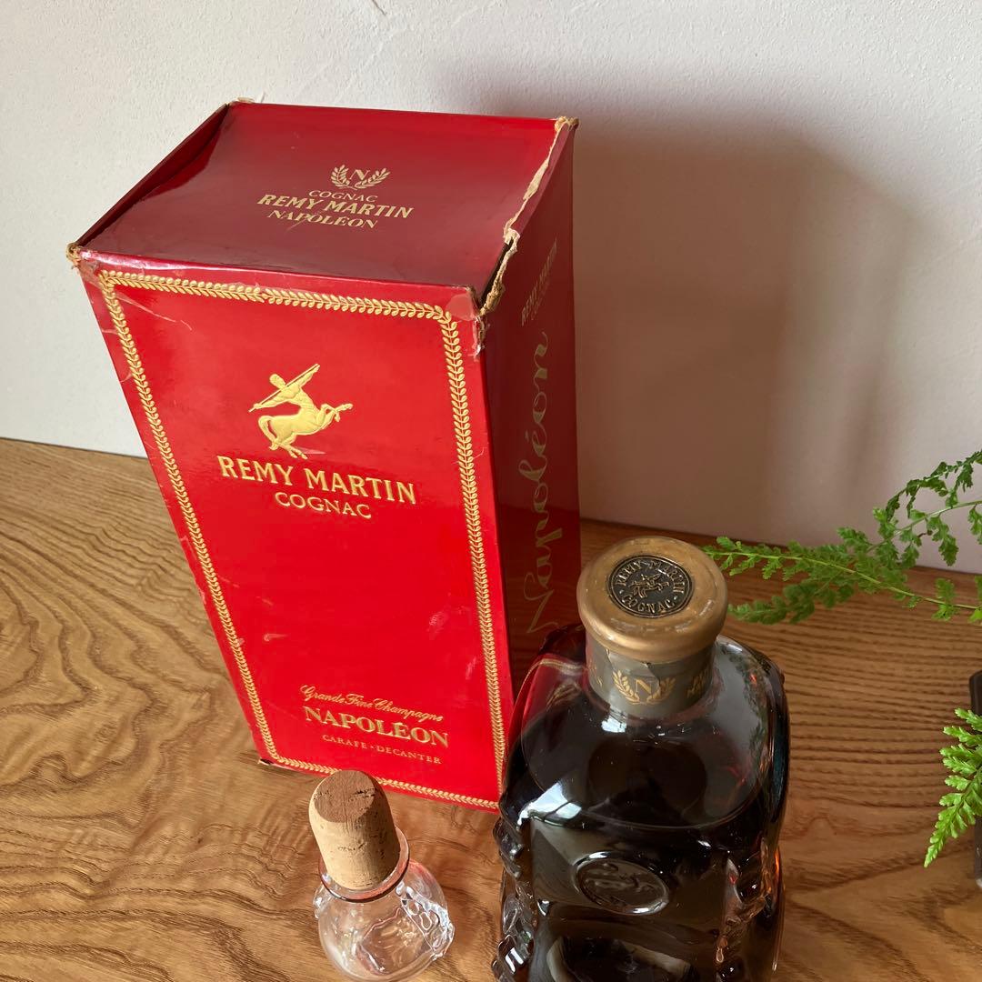 古酒 レミーマルタン 700ml カラフェ 未開栓 変え栓付き