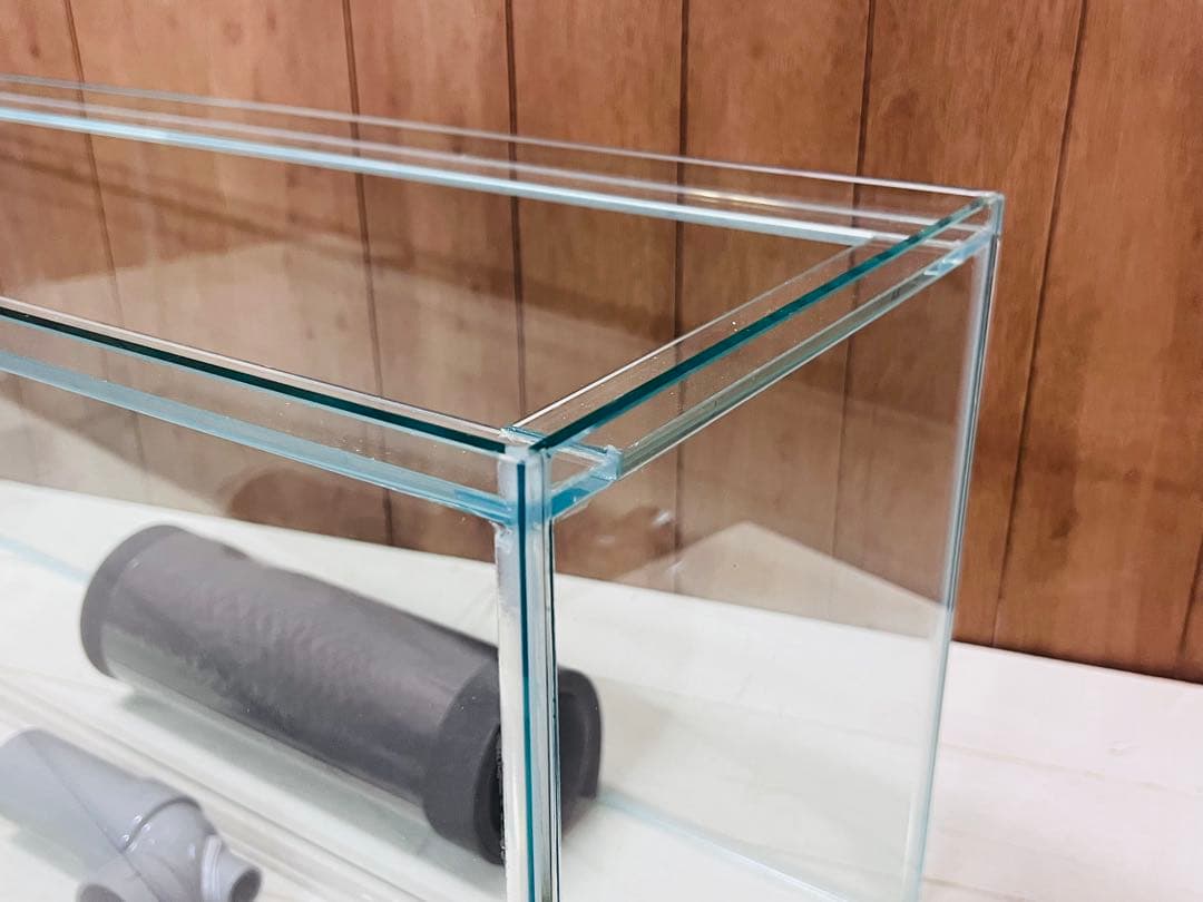 1台限定　特注仕様　900×300×360㎜ オールガラスオーバーフロー水槽