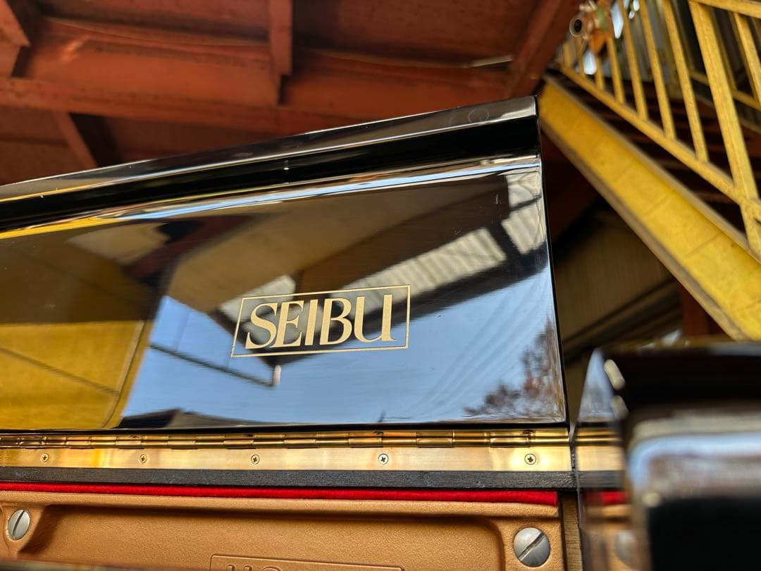 KAWAI US-50 アップライトピアノ