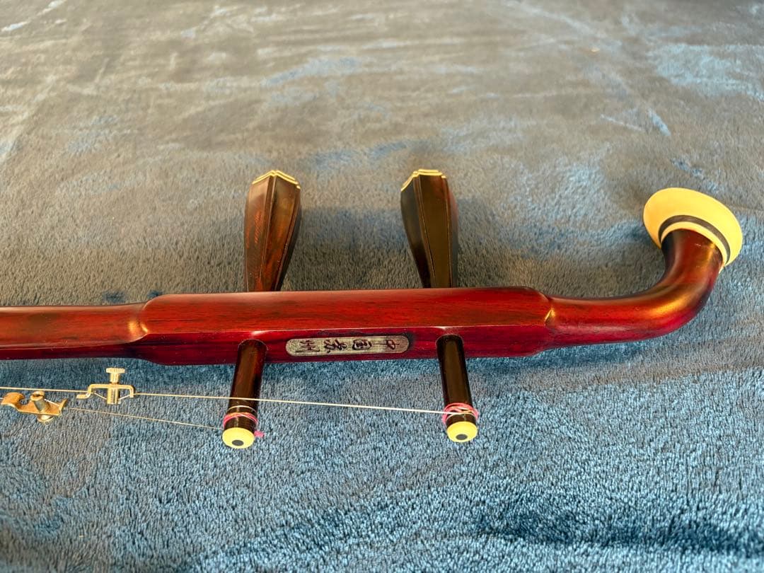 二胡　ハードケース　換えの弓毛付き