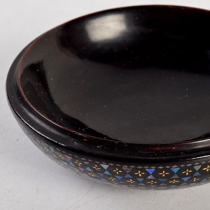 茶道具　黒漆　青貝　螺鈿装飾　香合　時代箱　V　8831