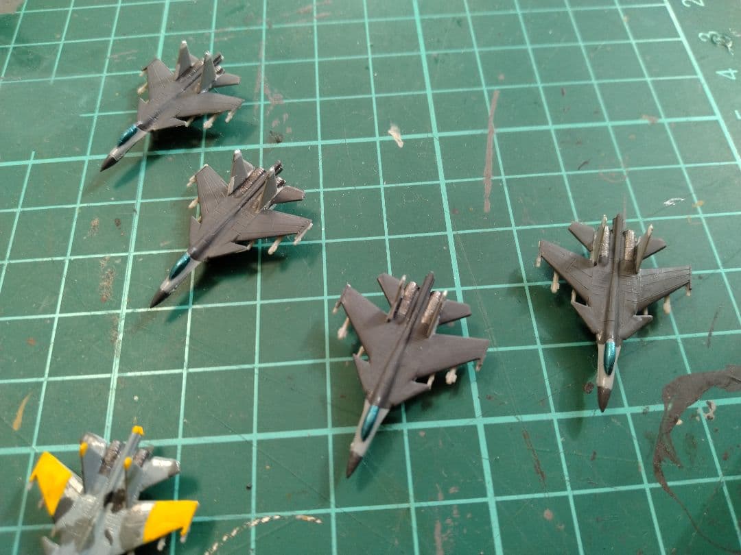 1/700ピットロードスカイウェーブシリーズ等 エースコンバットの名機再現セット