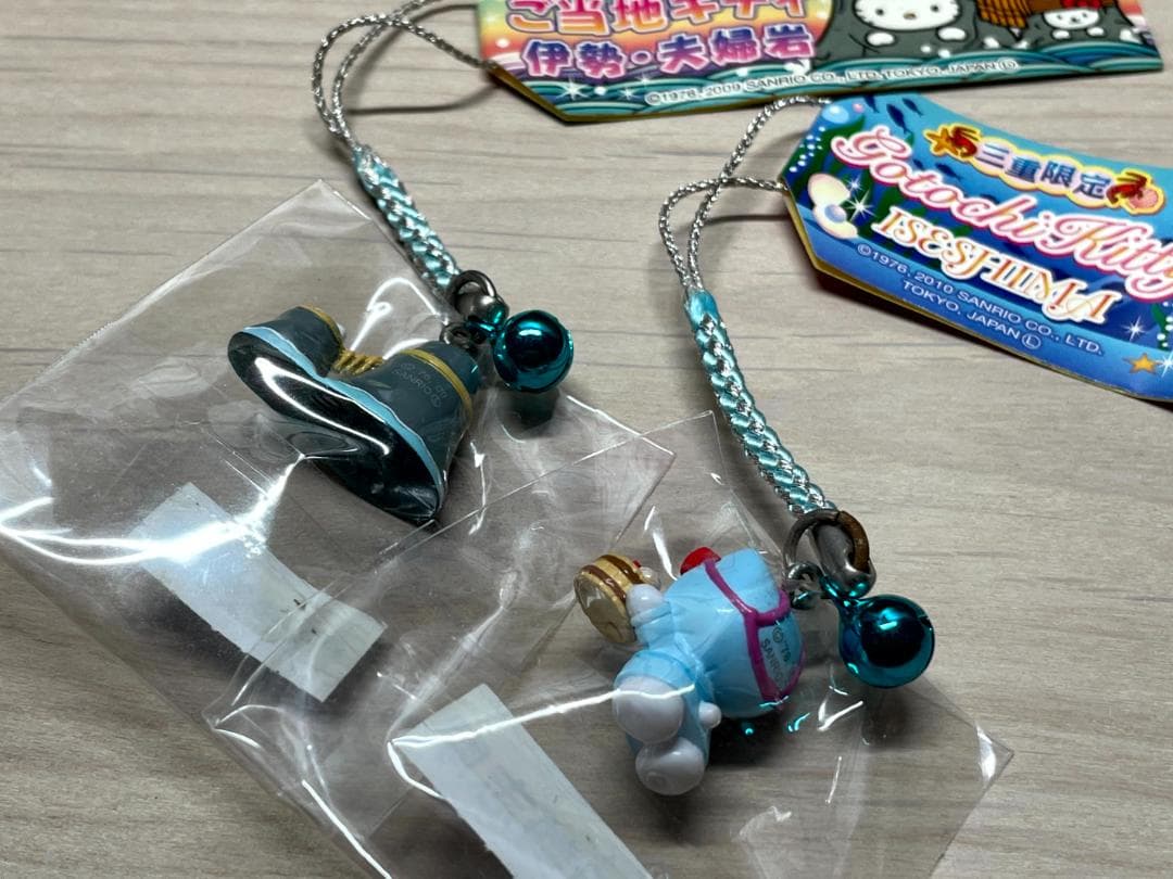 ご当地キティ　ハローキティ 京都・名古屋・三重限定　根付けストラップ