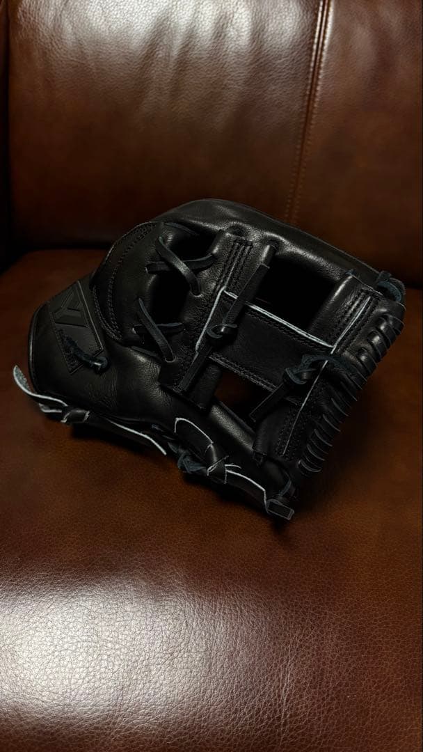 未使用YAMAMOTO Pro Essential　硬式小指2本入れ専用内野用