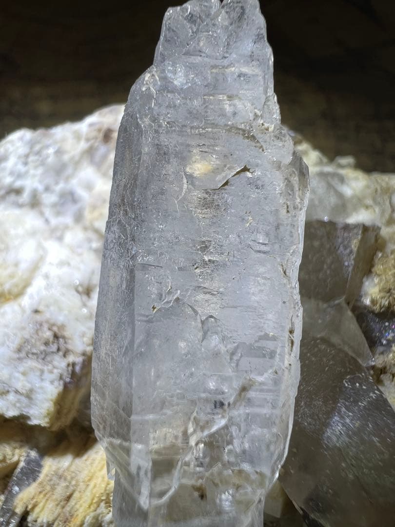 龍脈の精髄シリーズ⭐︎超希少石⭐︎階段状エレスチャル水晶ポイント⭐︎