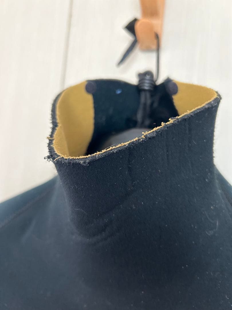 シーズンオフ近し　最終値下げ　RASH セミドライ　ネックエントリー　５ミリ