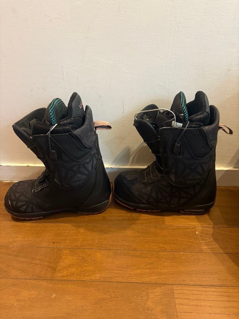 BURTON バートン スノーボードブーツ MINT ミント 24cm