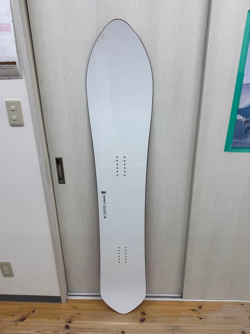 KORUA ピントニック 164 パウダー、カービングオールラウンドボード