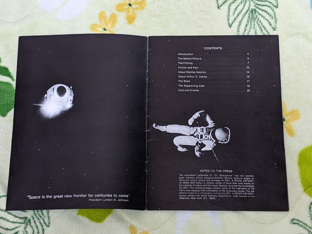 「 2001年宇宙の旅 」アメリカ初公開前 マスコミ対象試写会 配布パンフレット