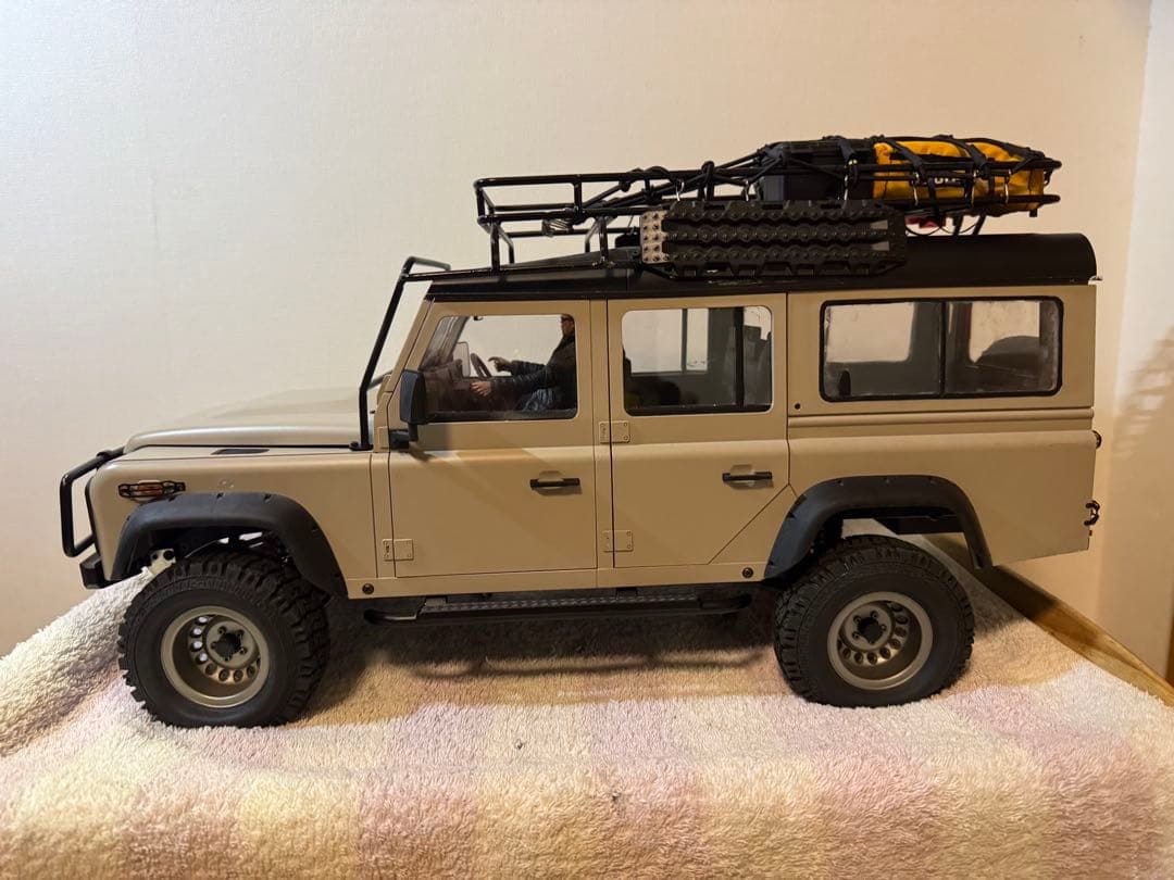 ホビーラジコン BOOMRACING RC BRX02 / LANDROVER DEFENDER