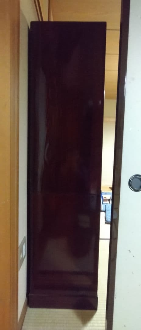 茶箪笥　漆塗り