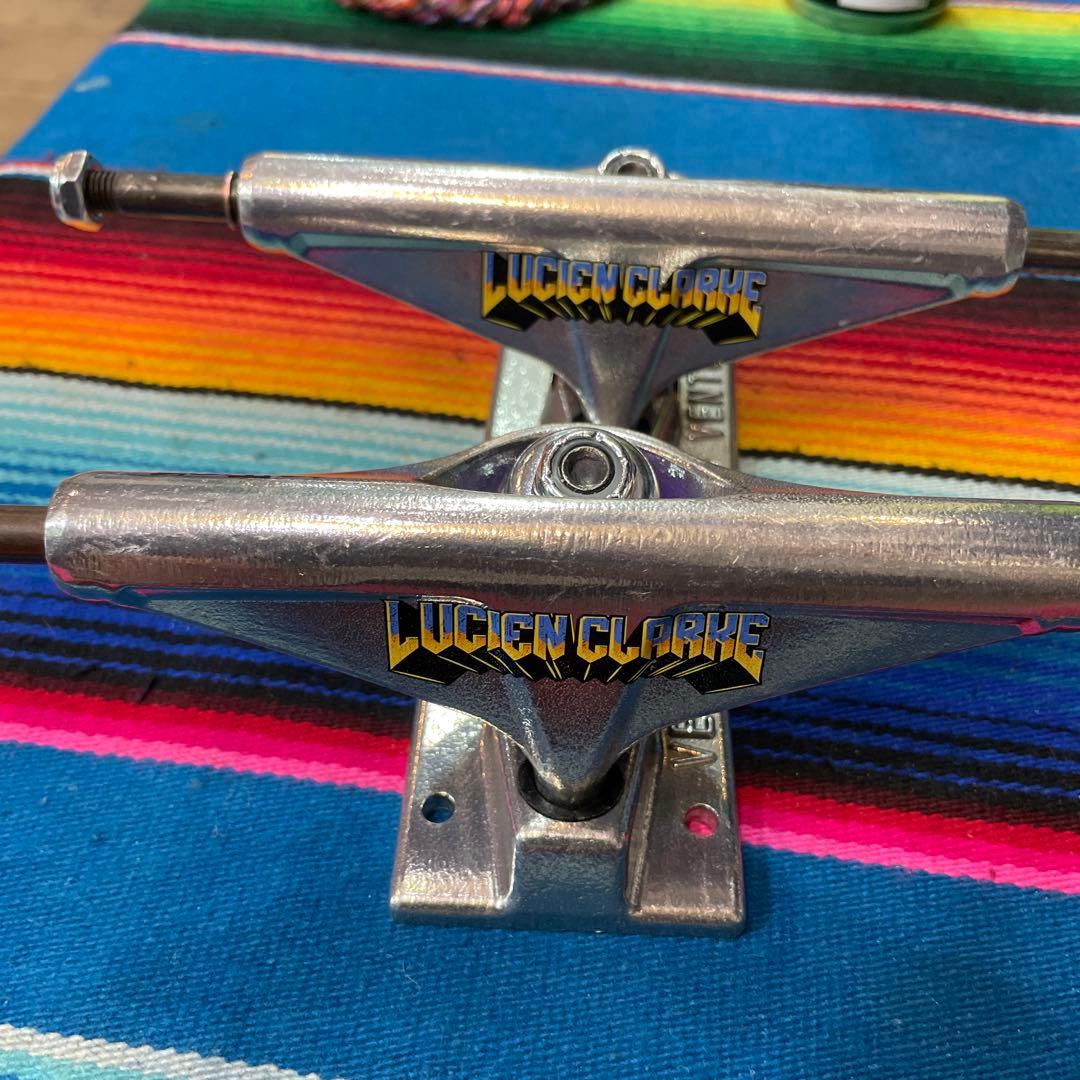 ベンチャースケートボードClarke & Venture トラック5.2HI