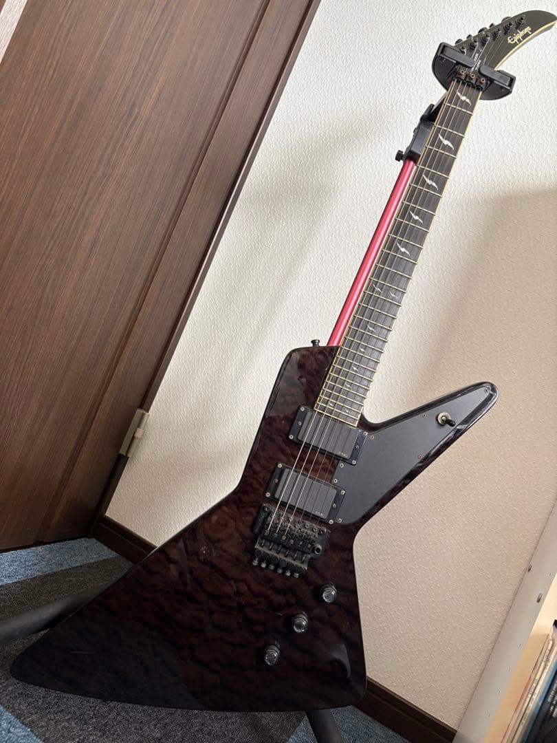 最終値下げ！EPIPHONE Prophecy Futura Custom