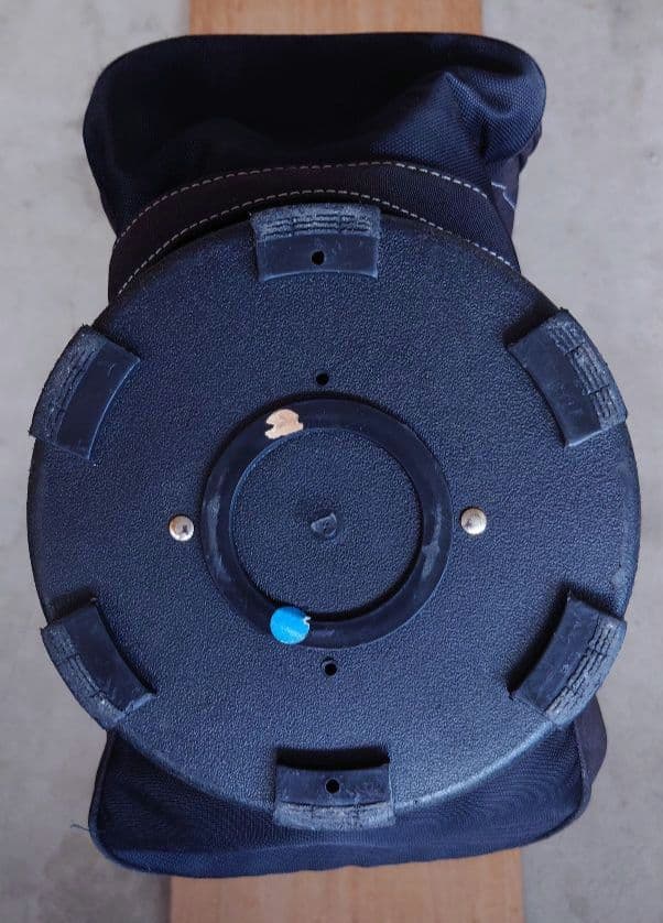 TaylorMade ゴルフバッグ 黒 赤内側