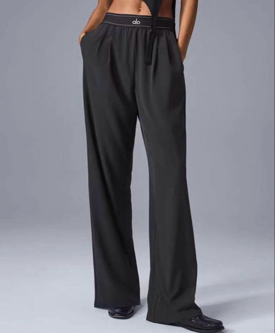 ラスト一点★Alo Yoga パンツ ボトム トラウザー アローヨガ S